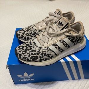 CUTE animal print adidas swift run sneakers.